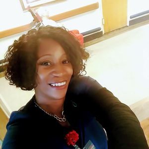 Meet your Posher, Corrine